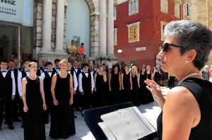 Nastup pjevača na Trgu