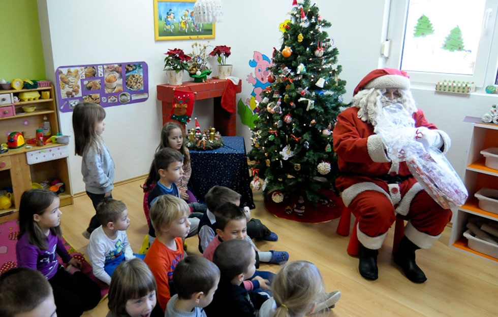 Djed mraz u ctiću Maslačak (Foto: Antonia Gundić / Antena Zadar)