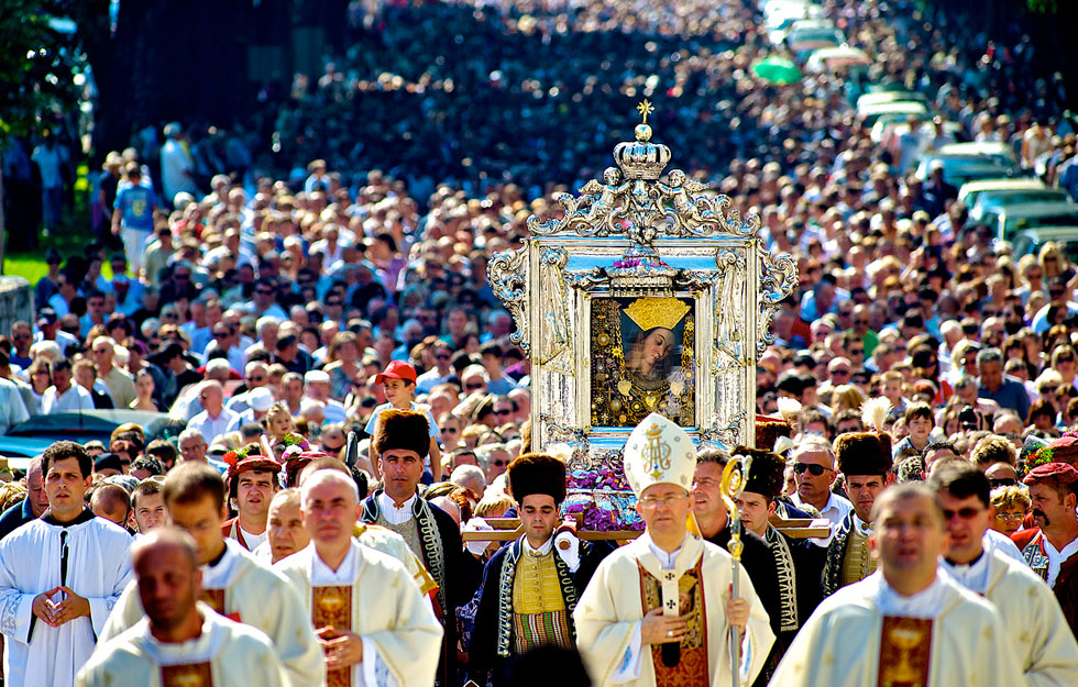 Velika Gospa, procesija
