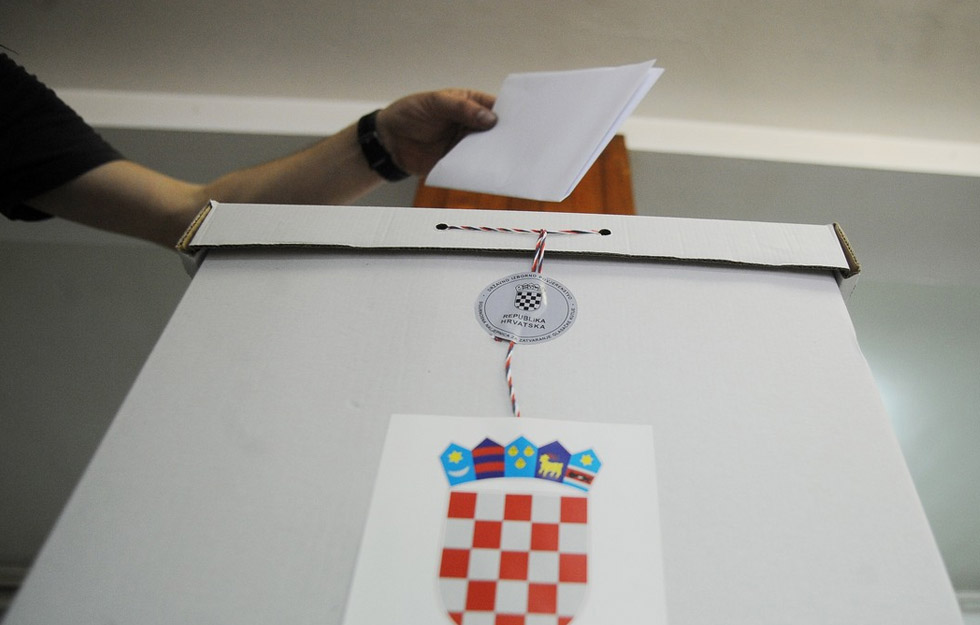 Izbori, glasovanje, glasačka kutija