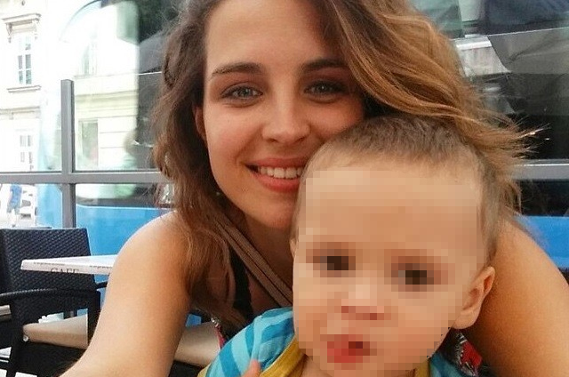 Doris Pinčić Rogoznica s djetetom