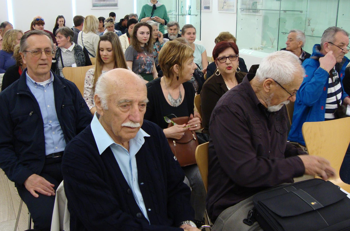 Kava pretocena u pjesmu