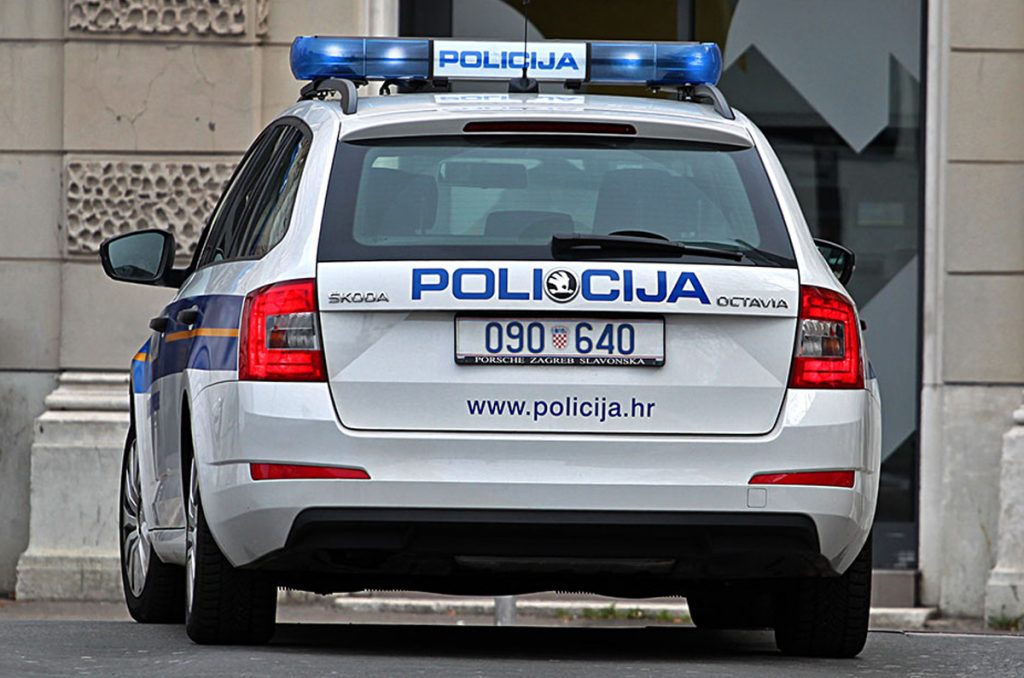 Policija