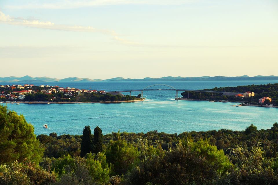 Ždrelac, Ždrilo, most Pašman Ugljan