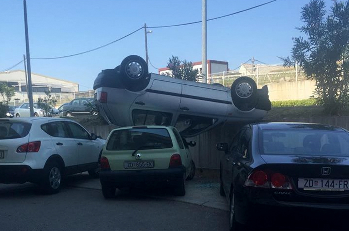 Okrenuto vozilo kod Lidla - Benka Benkovica