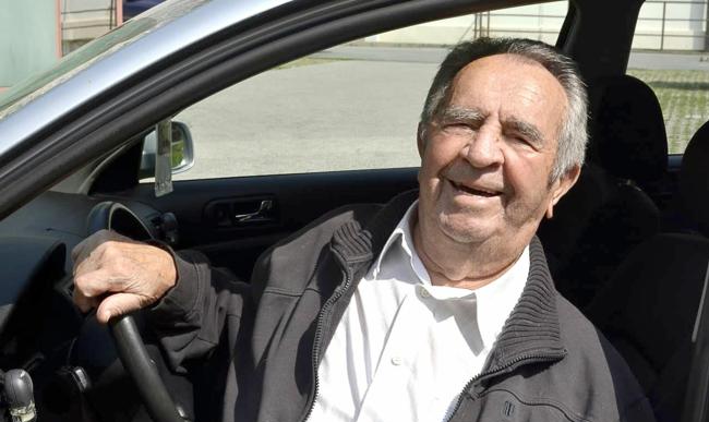 Božo Bačić, najstariji vozač FOTO: Glas Slavonije