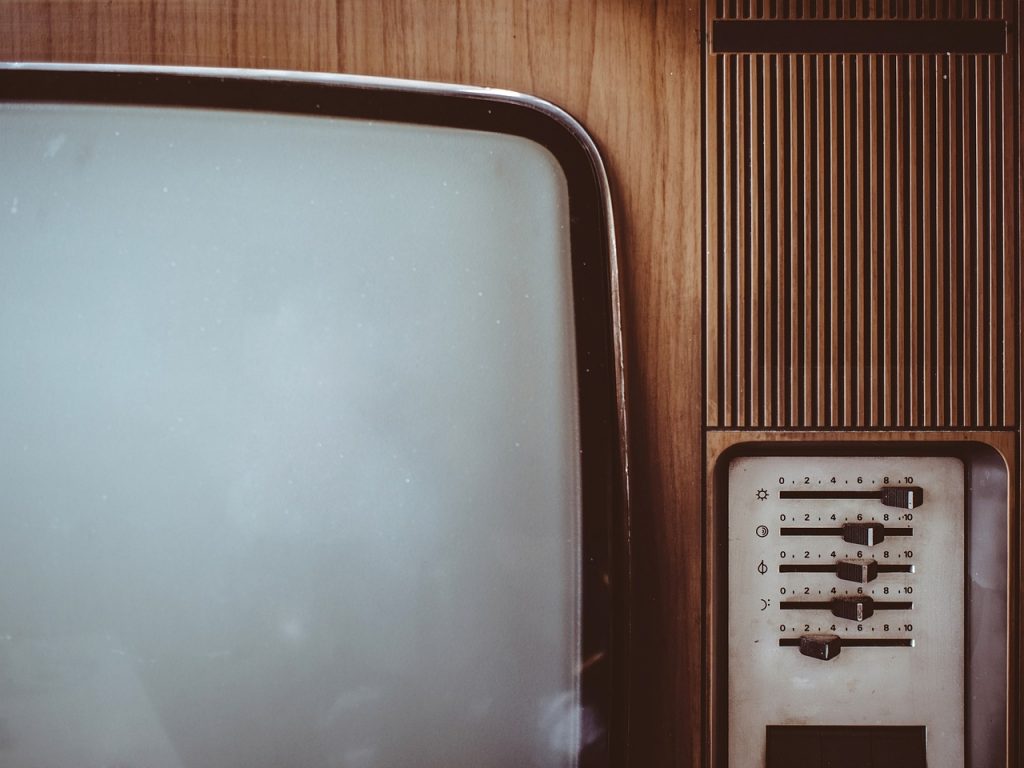Televizija