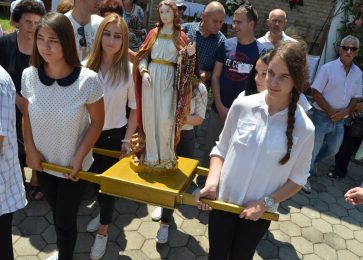 13582469_936629446455213_1360924098_o