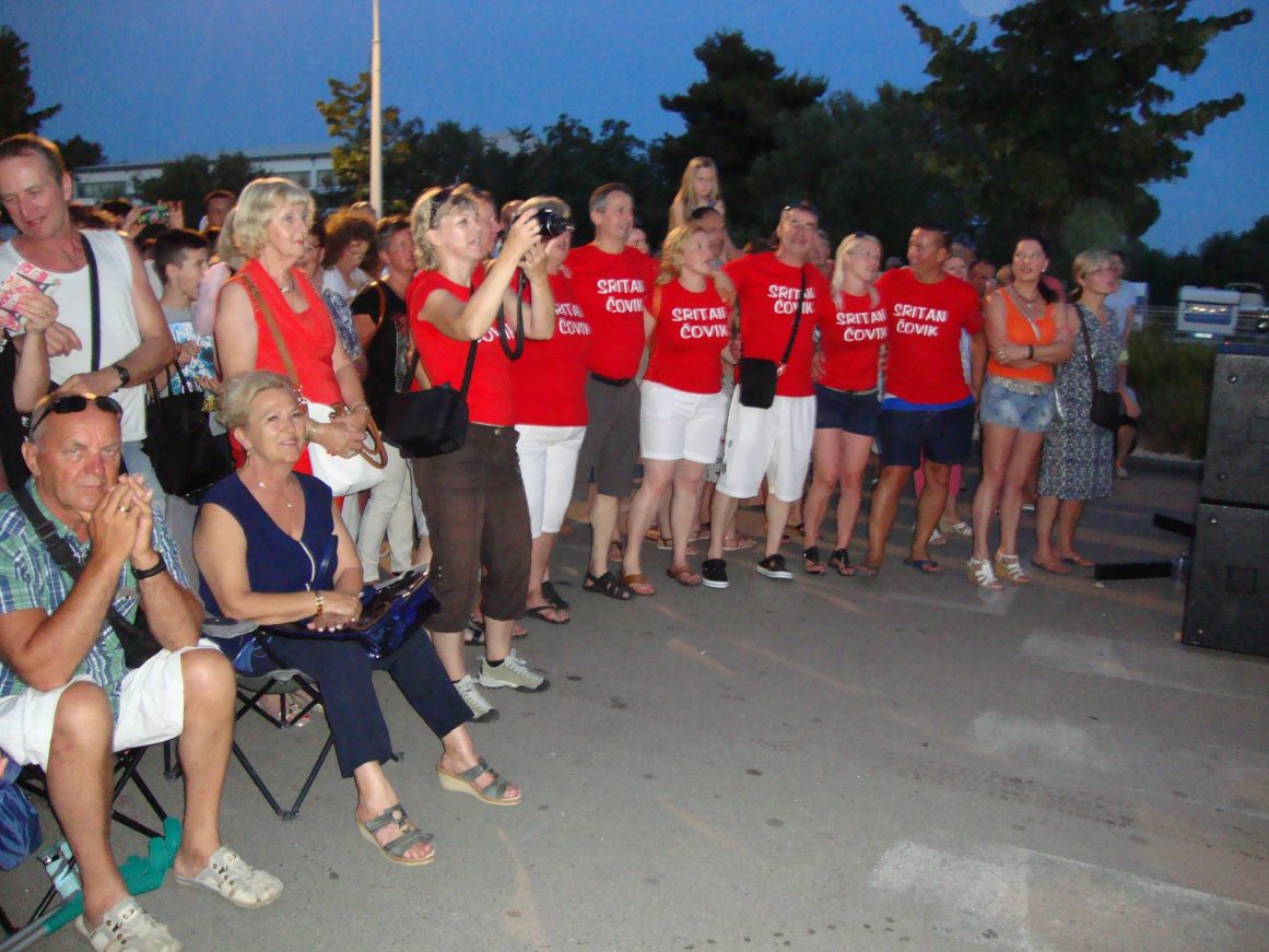 13588988_935967196521438_69599373_o