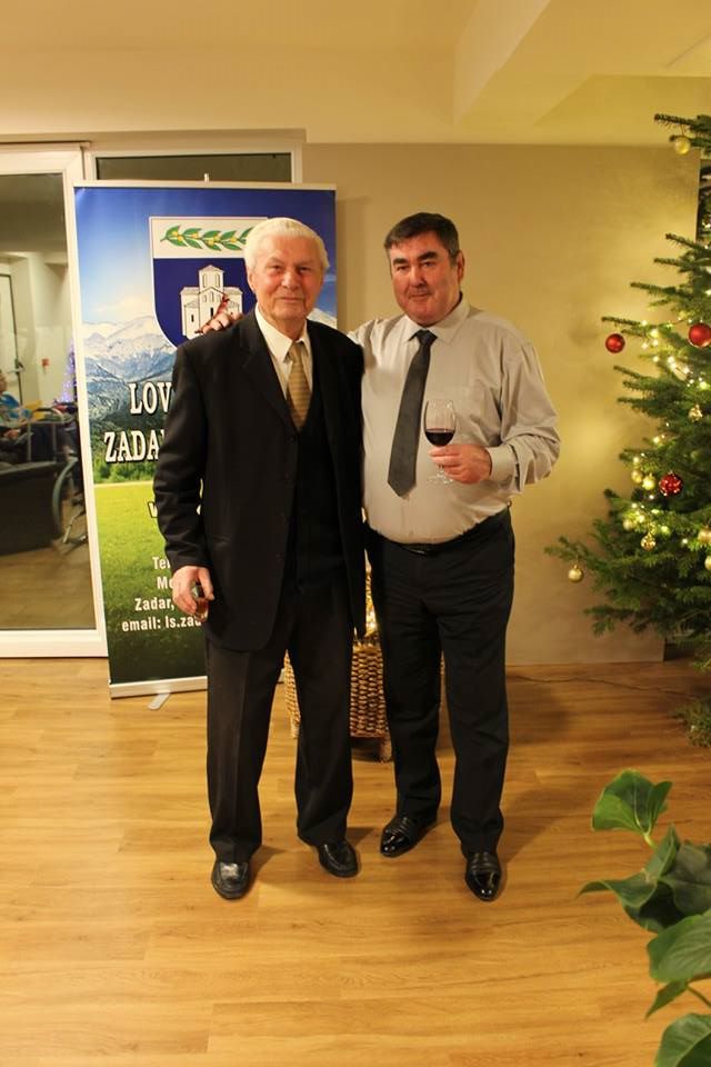 15589922_216170855501741_7997749356813496554_n