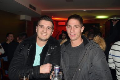 Posh Pub 1311717