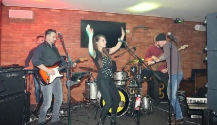 Posh Pub 1311723
