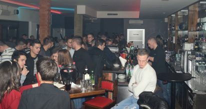 Posh Pub 1311724