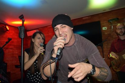 Posh Pub 1311725