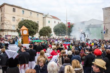 Paski zimski karneval 40