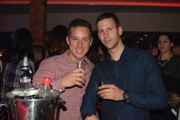 Posh Pub 18317 18