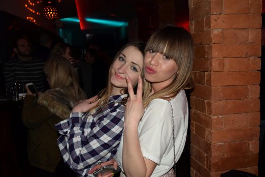 Posh Pub Show Legende 14