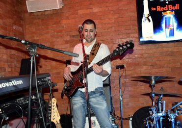 Posh Pub Show Legende 24