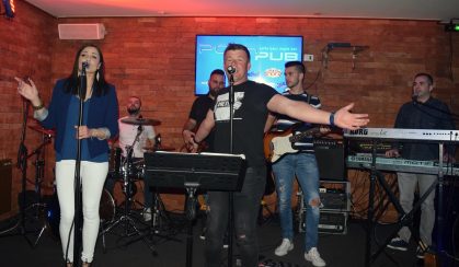 Posh Pub Vine & Ivo 18.3.17. 27