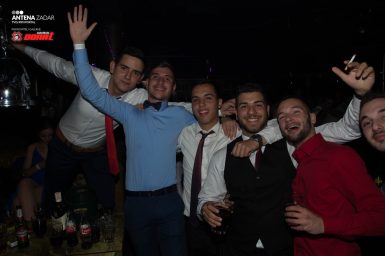 Maturalne zabave 2017 - Tehnicka skola, 2. dio 23