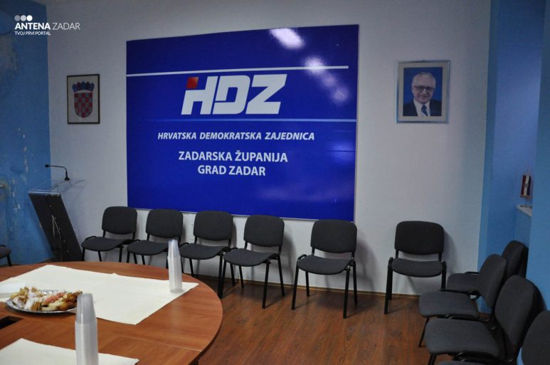 HDZ stozer (1 of 44)
