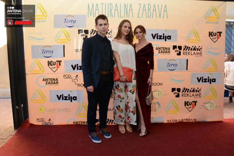 Klasicna i graficka (105 of 205)