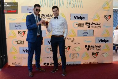 Klasicna i graficka (106 of 205)