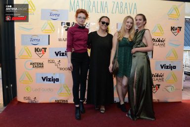 Klasicna i graficka (115 of 205)