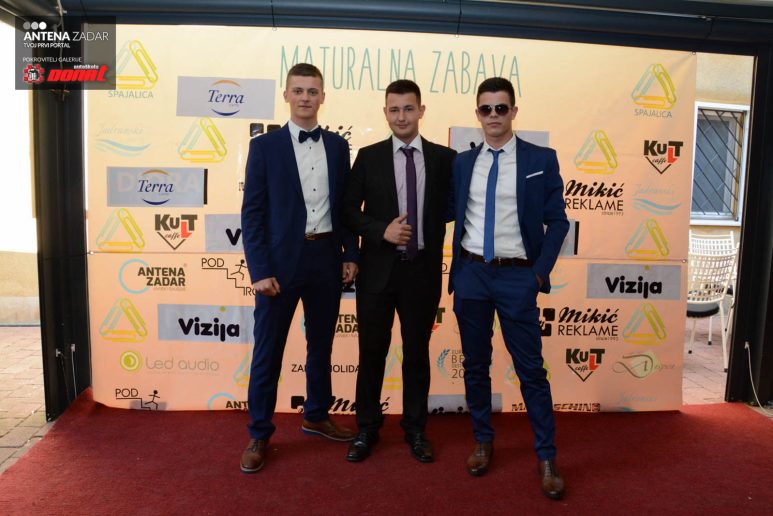 Klasicna i graficka (13 of 205)