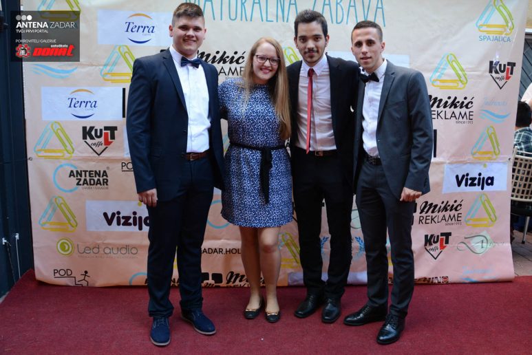 Klasicna i graficka (165 of 205)