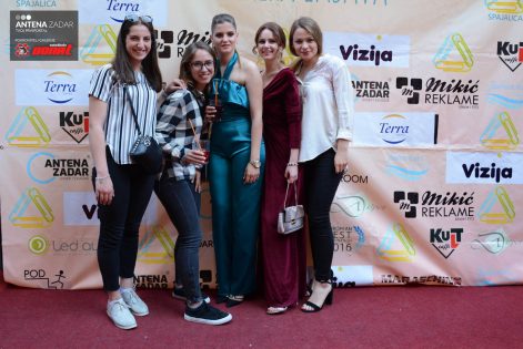 Klasicna i graficka (167 of 205)