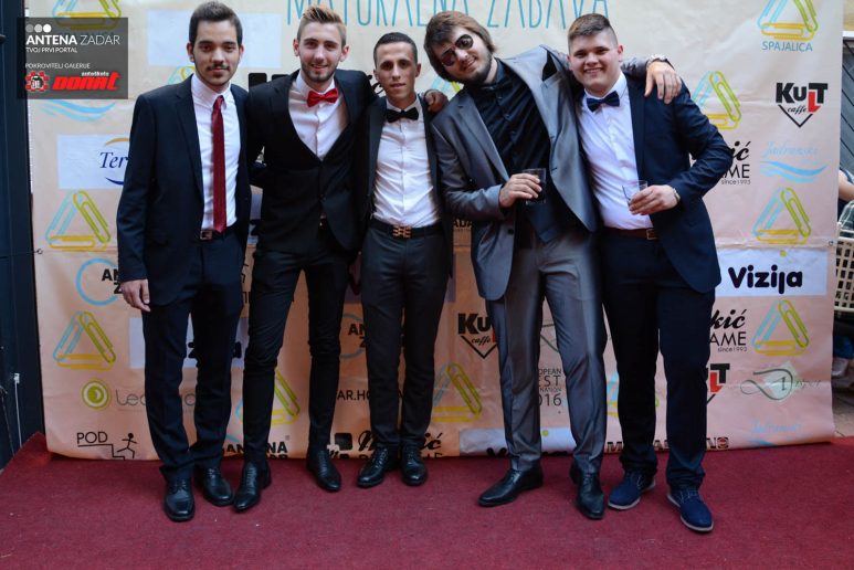 Klasicna i graficka (169 of 205)