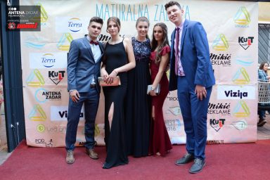 Klasicna i graficka (185 of 205)