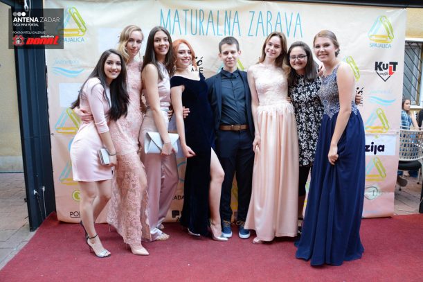 Klasicna i graficka (188 of 205)