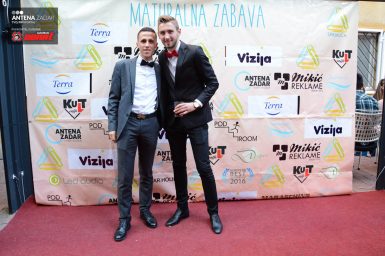 Klasicna i graficka (202 of 205)