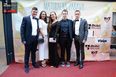 Klasicna i graficka (203 of 205)