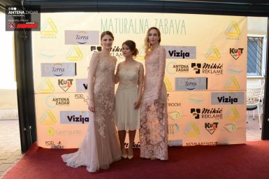 Klasicna i graficka (34 of 205)