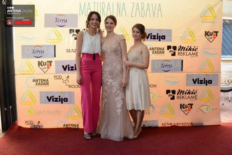 Klasicna i graficka (45 of 205)