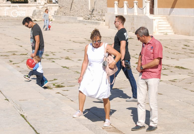 ulicama moga grada-21