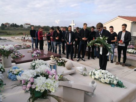 22553316_289361188231201_8893136388589284318_o