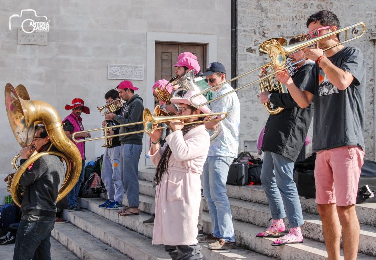 ulicama moga grada-16