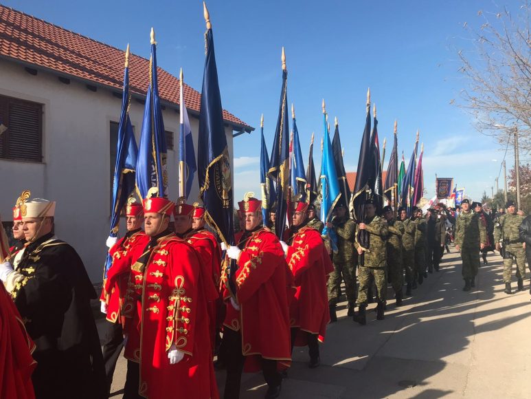 Kolona sjecanja u Skabrnji 2017 1