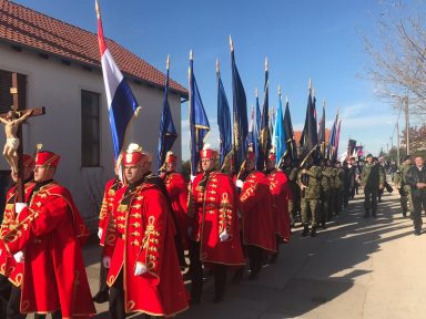 Kolona sjecanja u Skabrnji 2017 2