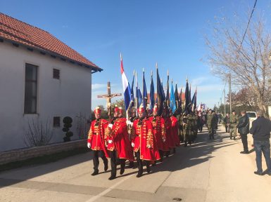Kolona sjecanja u Skabrnji 2017 4