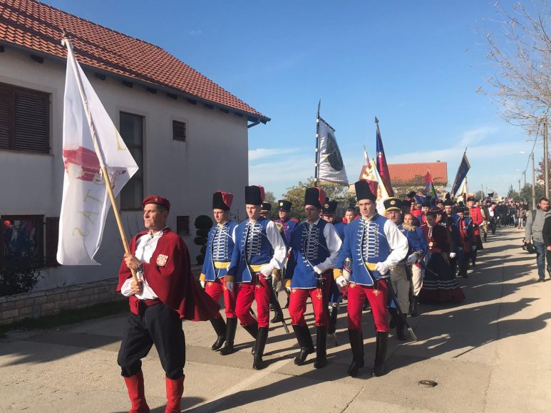 Kolona sjecanja u Skabrnji 2017 9