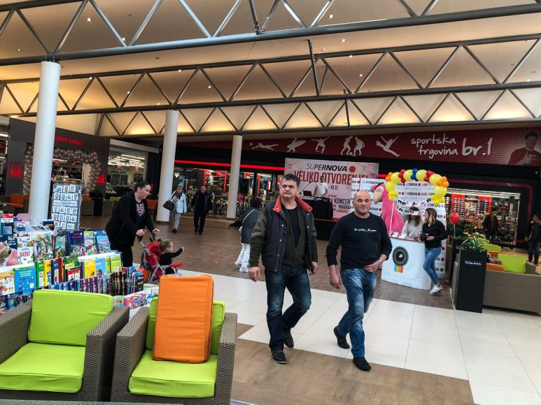 Ponovno otvorenje Supernove 16