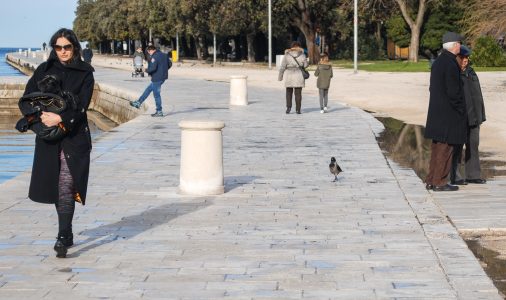 obala petra kresimira IV,riva