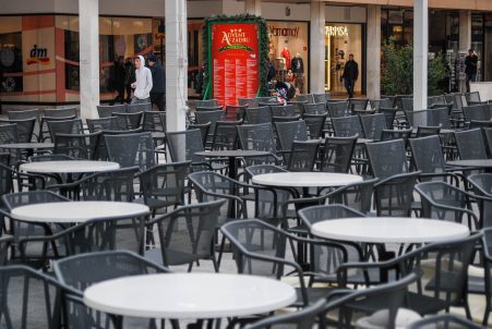 forum,zima,hladnoca,prazni kafici