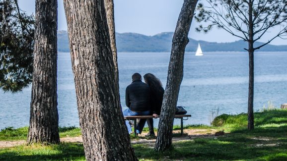 ulicama moga grada-11, ljubav, ljubavni par, veza