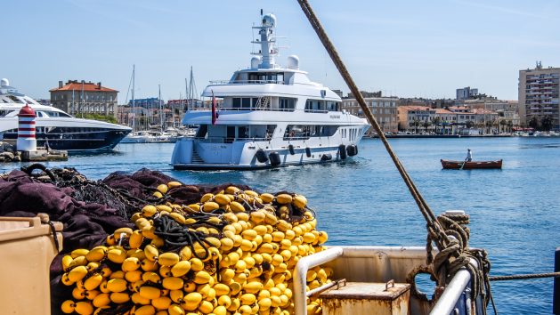 ulicama moga grada-18,ribarica,jahta,barka,barkarijol